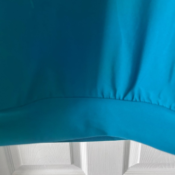 Cocomo Zipper Roses Top - Picture 3 of 4